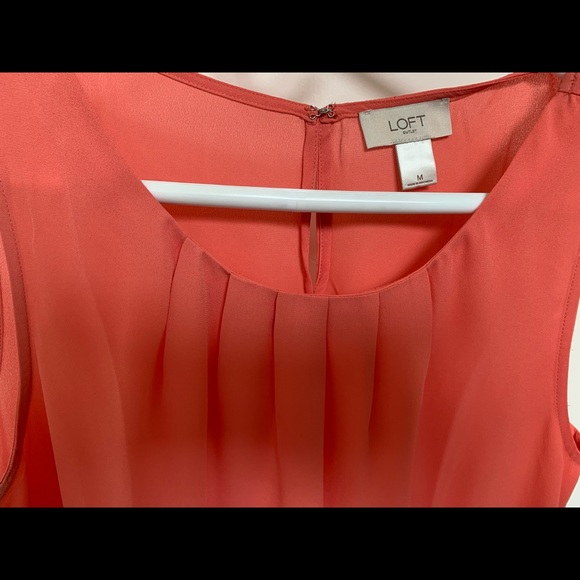 Loft Women's Top - Picture 2 of 5